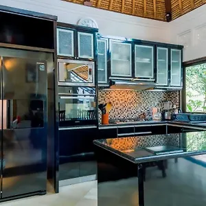 Tunjung Batubelig Bed & Breakfast